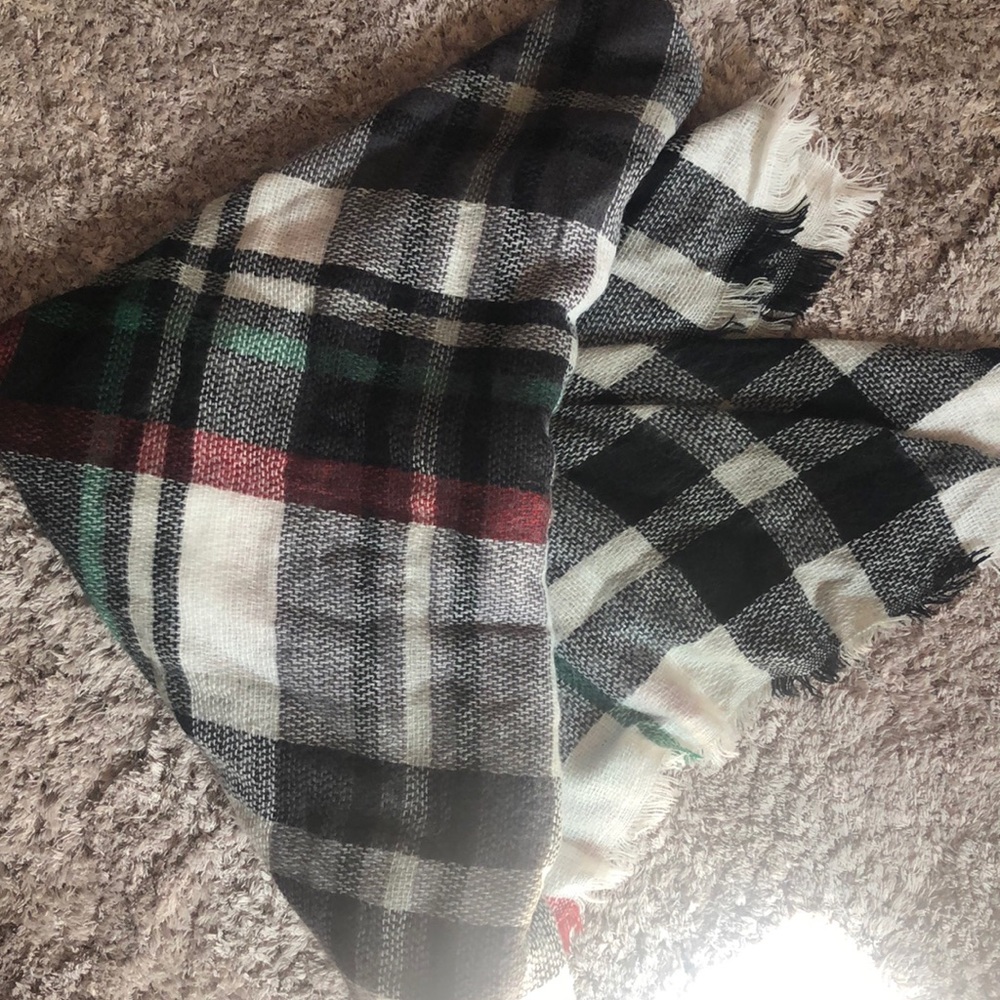Plaid Blanket Scarf